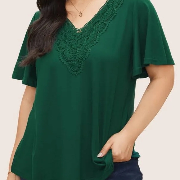 BloomChic Tops - NEW Bloomchic Flutter Sleeve Lace V Neck Green Tee Shirt 2x